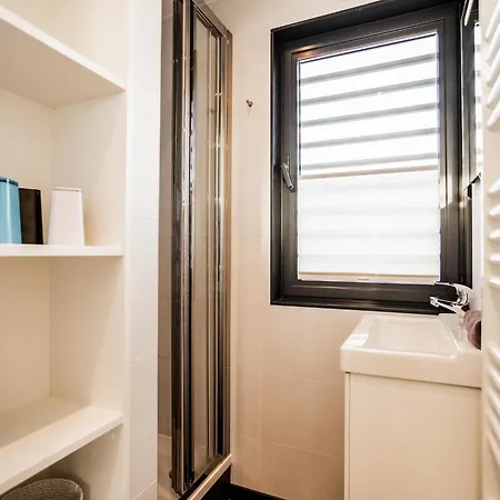 Breeze Retreat, Ботель *