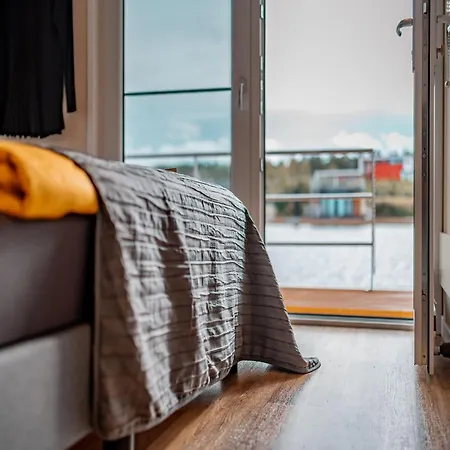 Ботель Breeze Retreat, Klitten