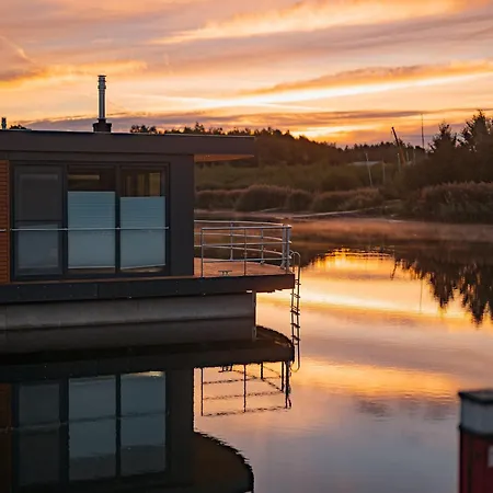 Hausboot Am Baerwalder In