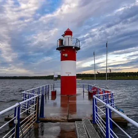 Ботель Breeze Retreat,