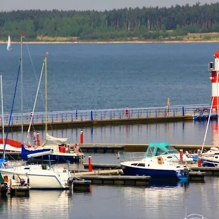 Ботель Breeze Retreat,