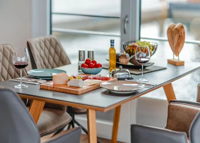 船屋 Breeze Retreat, *