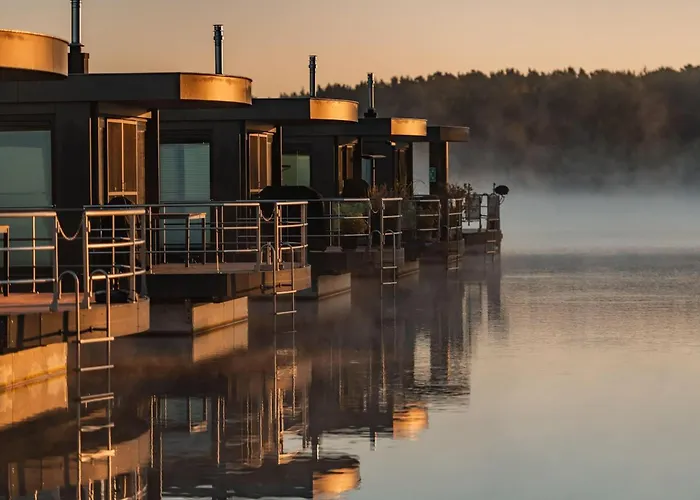 Breeze Retreat, Klitten